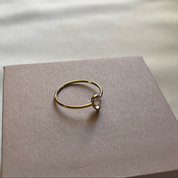 14K Yellow Solid Gold Tear Drop Ring - Picture 3 of 8